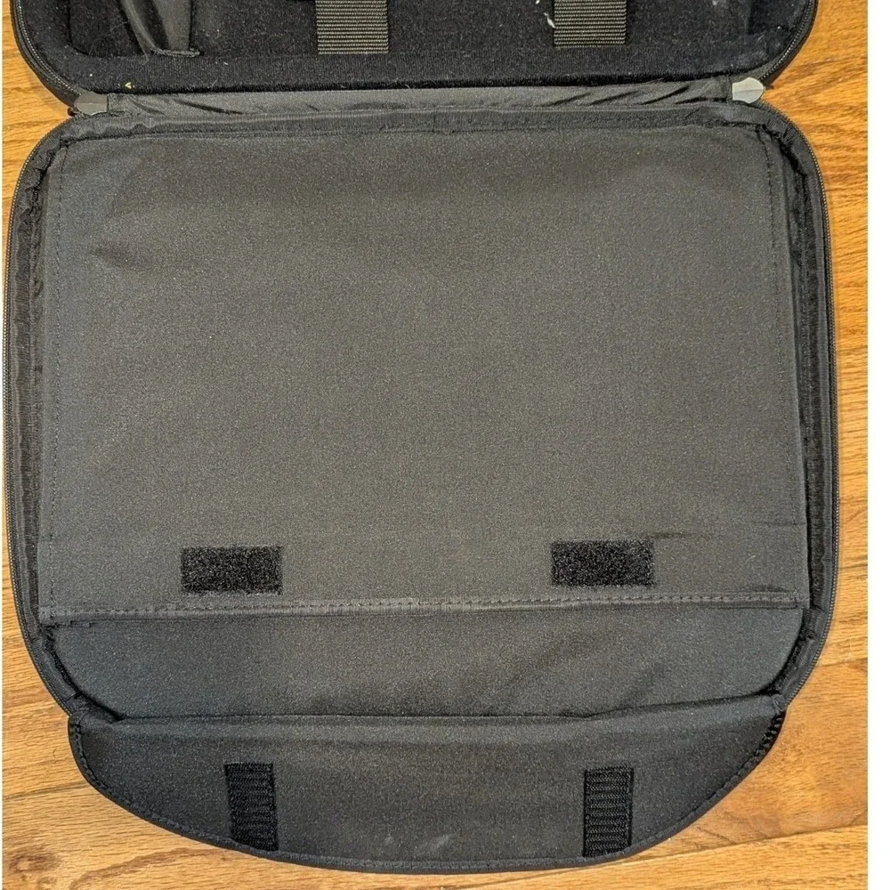 Dell Black Padded Laptop Briefcase Carrying Case 13 x 16.5 Computer Bag